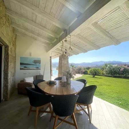Вилла Con Piscina Privata Vista Tavolara