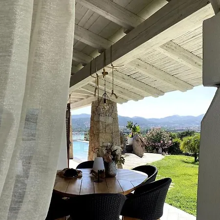 Con Piscina Privata Vista Tavolara Танаунелла