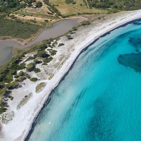 Con Piscina Privata Vista Tavolara * Танаунелла