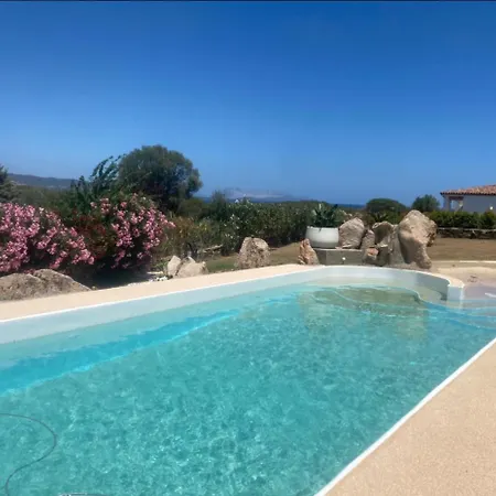Villa Con Piscina Privata Vista Tavolara